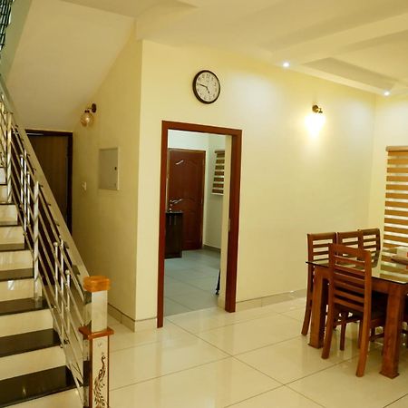 Clover Home Tiruvalla Eksteriør billede