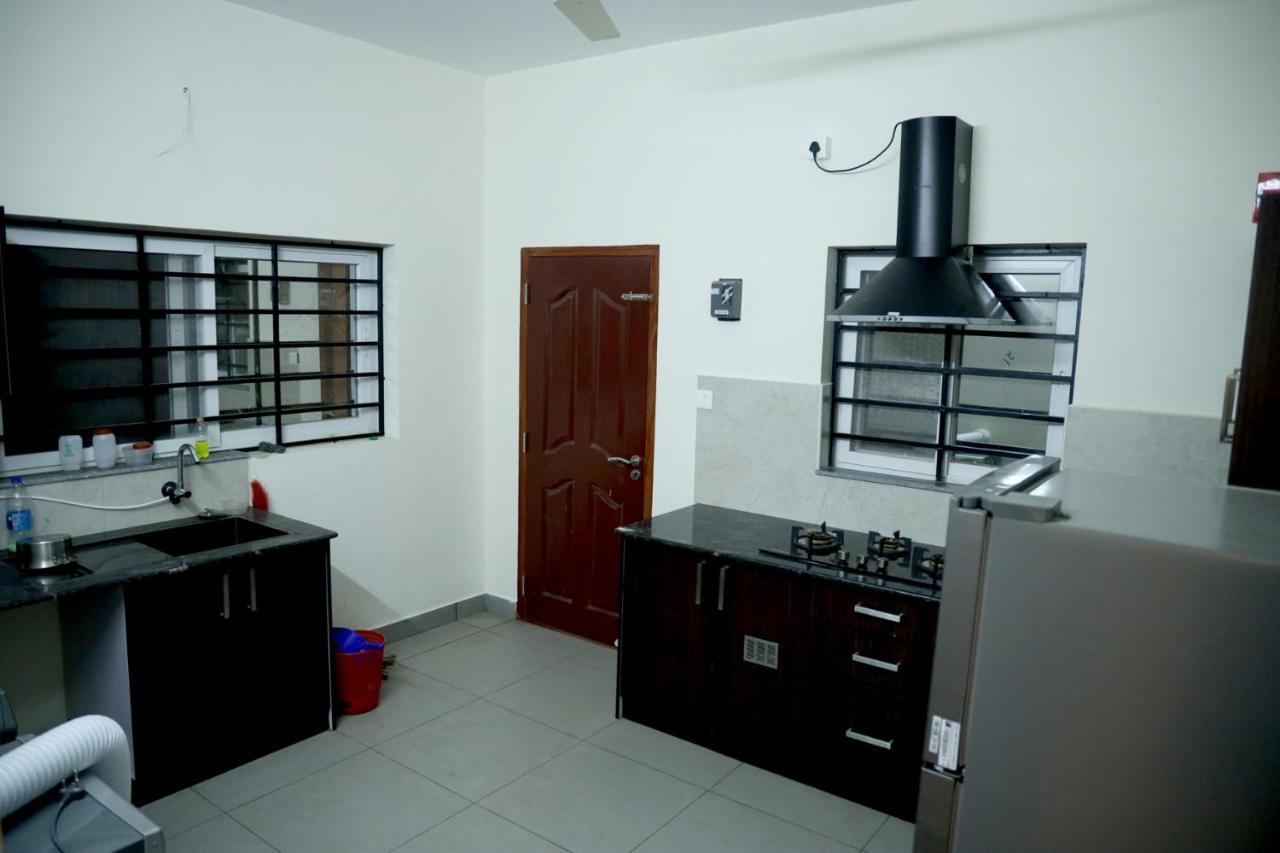 Clover Home Tiruvalla Eksteriør billede